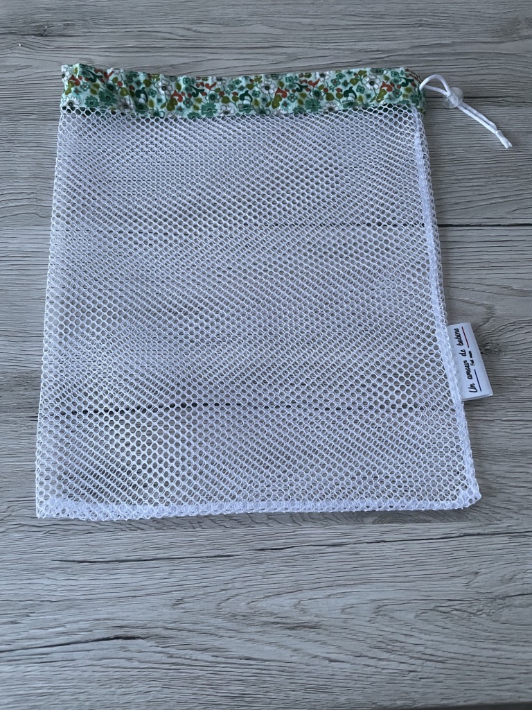 Filet-de-lingette-fleuri-vert-un-amour-de-bobine